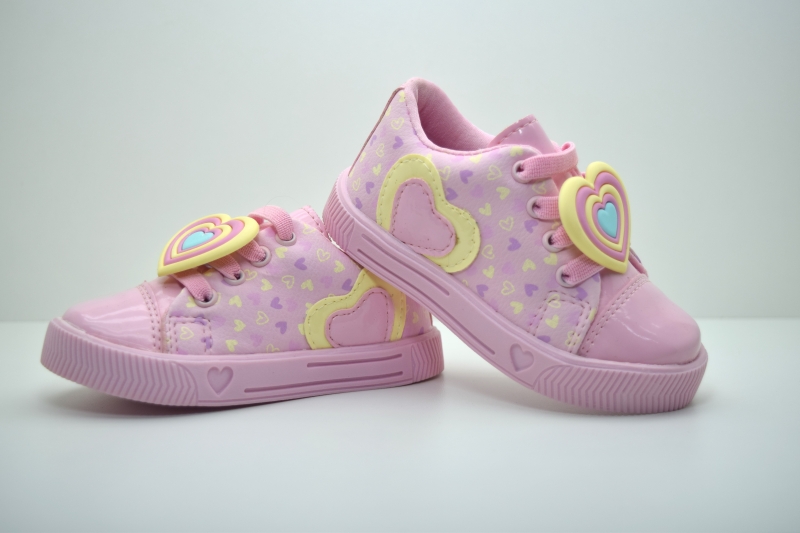 Produto tenis-tres-coracoes-