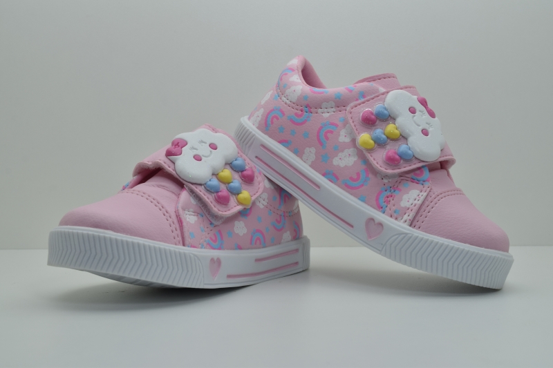 Produto tenis-nuvem-arco-iris